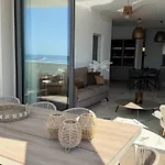 De Luxe Type 4 Eden Sanguinaires Vue Avec Piscine Chauffee Apartmán