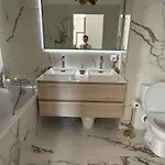 De Luxe Type 4 Eden Sanguinaires Vue Avec Piscine Chauffee Apartmán Ajaccio (Corsica)