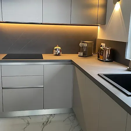 De Luxe Type 4 Eden Sanguinaires Vue Avec Piscine Chauffee * 阿雅克肖