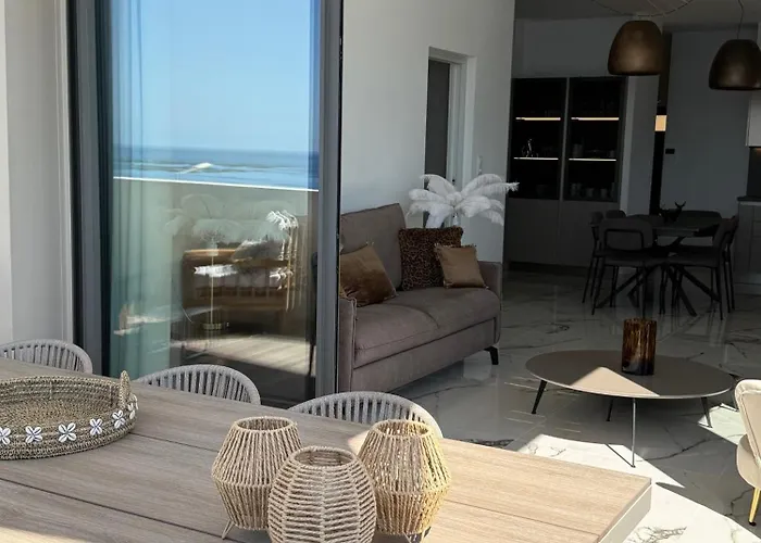 De Luxe Type 4 Eden Sanguinaires Vue Avec Piscine Chauffee Lägenhet